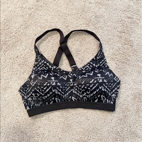 VSX Sport • Black & Gray Sports Bra 32C - Picture 1 of 3